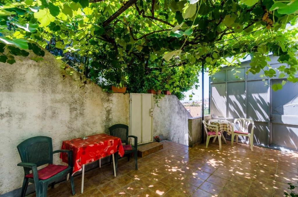 Guest House Mara Ντουμπρόβνικ Εξωτερικό φωτογραφία